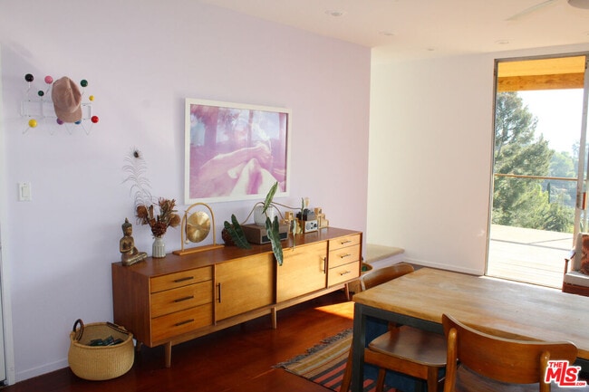 Photo - 4884 Glenalbyn Dr