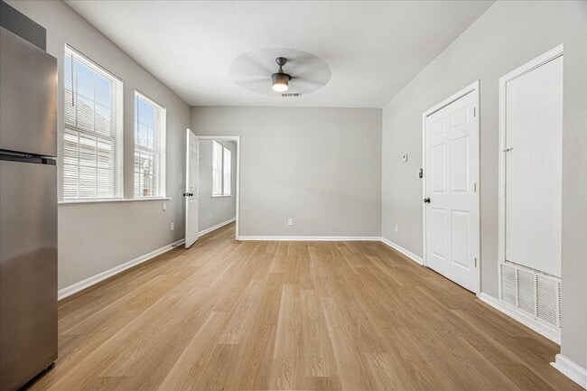 Photo - 2395 Forrest Avenue Unit 3