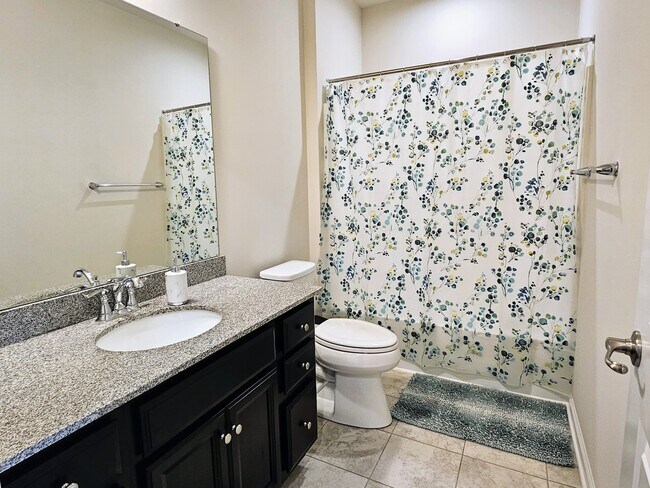 Photo - 1019 Mohawk Ln