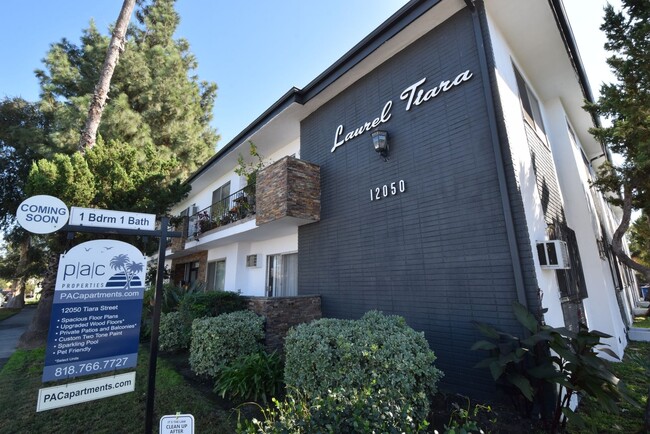 Building Photo - 12050 Tiara St Rental