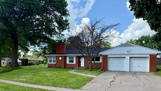 Building Photo - CHIKE LLC RUSHOLME Rental