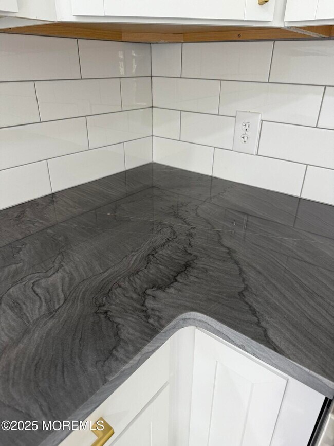 Photo - 140 Franklin Ave Unit Apt.3