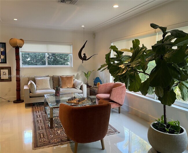 Photo - 625 Bird Rd
