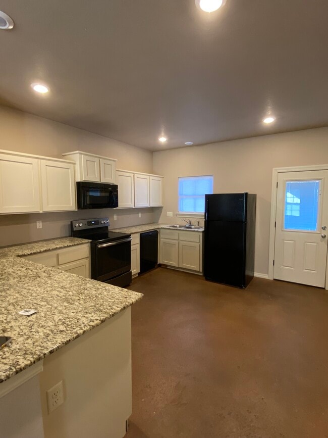 Photo - 1719 Houston St