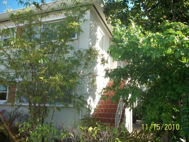 7035 Rue Granville Unidad 2