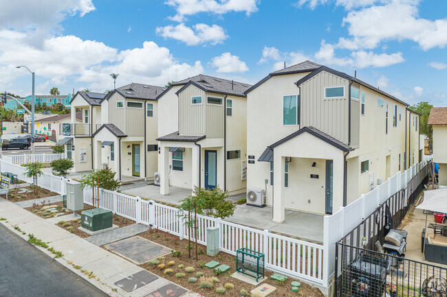 Division and Highland - Division and Highland Townhomes