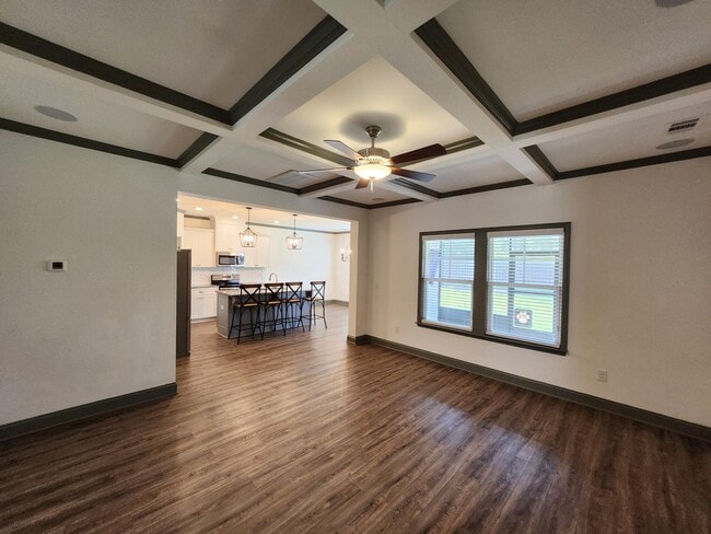 Photo - 5814 Whispering Pnes Wy