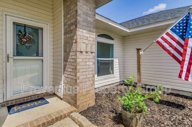 Photo - 3661 London Rd