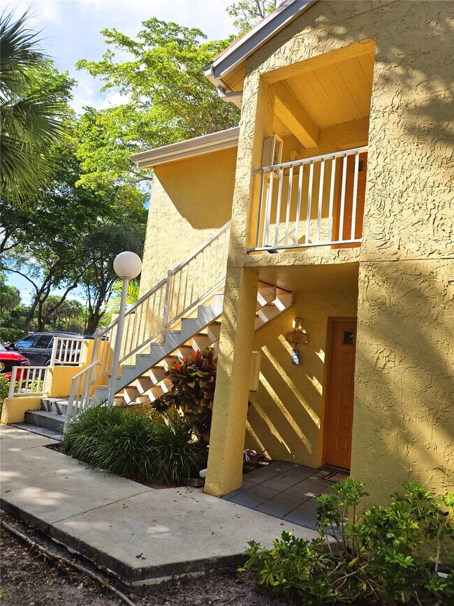 Photo - 922 Coral Club Dr Unit 922