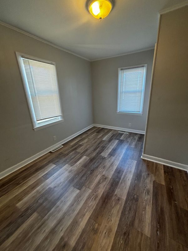 Photo - 27-27 Capron St