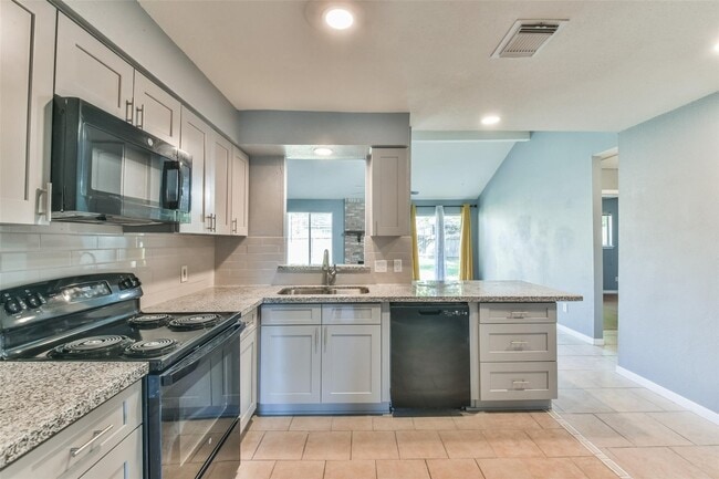 Building Photo - 10822 White Oak Bend Dr Rental