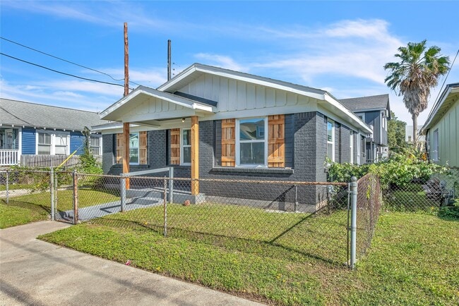 Photo - 2919 Avenue K Unit 1