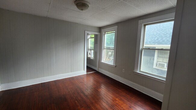 Photo - 114 Cedar Hill Ave Unit 2