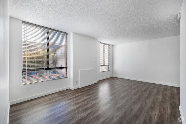 1BR, 1BA - 650SF - Living Room