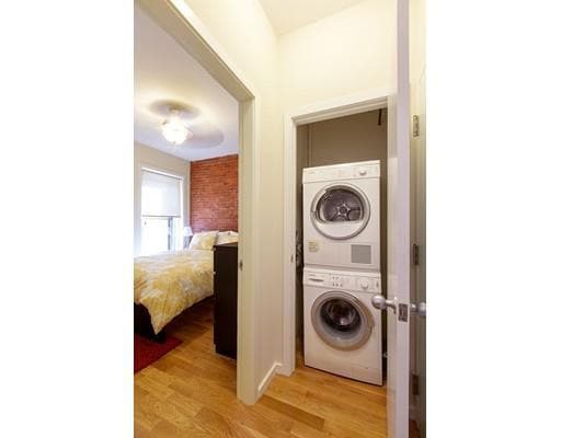 303 Newbury St Unit 2