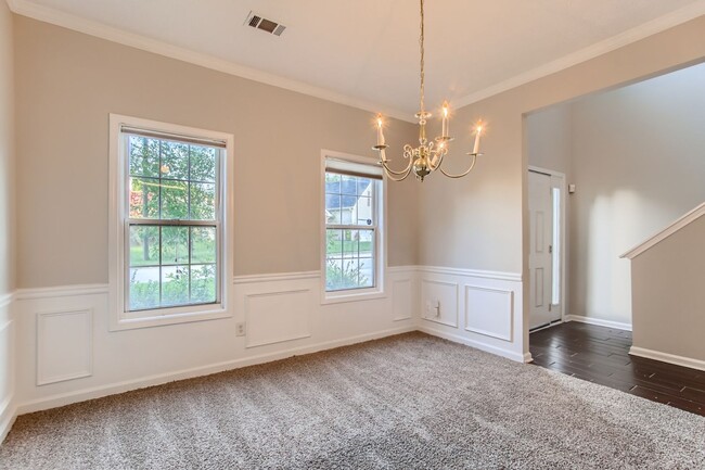 Photo - 5487 Walnut Ln