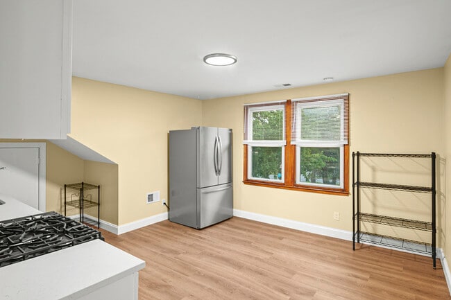 Photo - 35 Third Avenue - 3