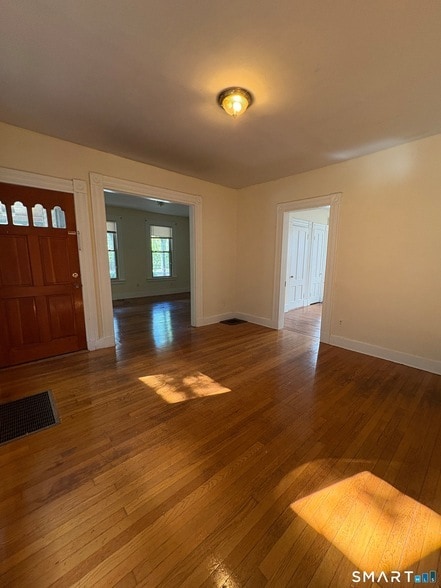 211 Norton St