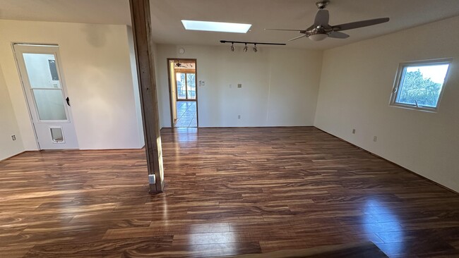 Spacious Living/Bedroom - 4210 Ravine Rd Unit A