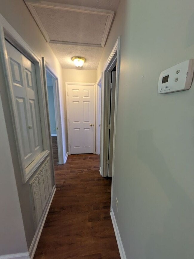 Photo - 2BD/1BA Unit in HIckory