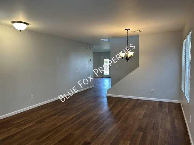 Photo - 10066 N Blue Crossing Way
