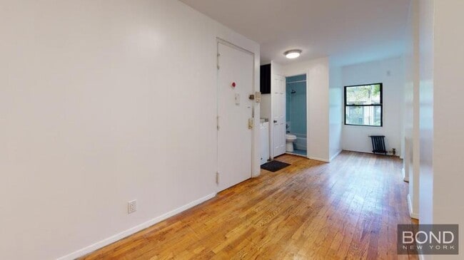 Building Photo - 0 bedroom in Manhattan NY 10003 Unit 5F