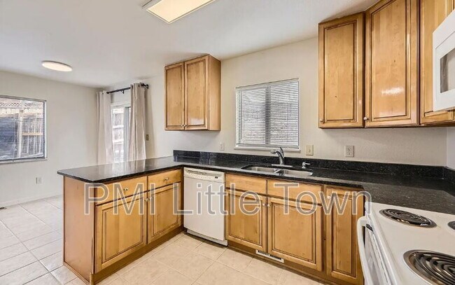 Photo - 256 W Jefferson Ave