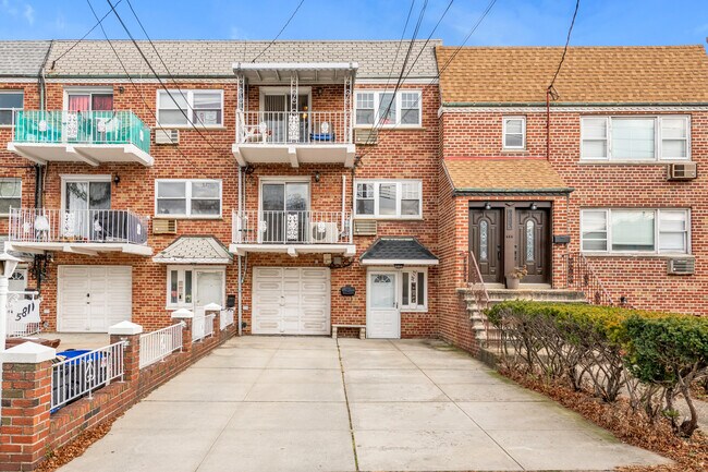 Photo - 5815 74th St Townhome