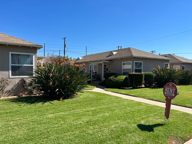 Building Photo - 428 N Glenwood Plz Unit 428.5