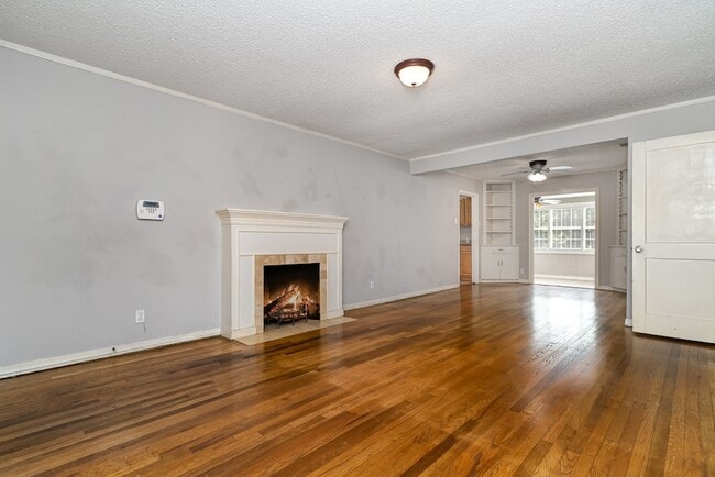 Photo - 7802 Morton St