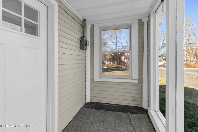 Photo - 717 Harmony Rd