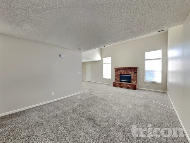 Photo - 10249 Cadogan Dr