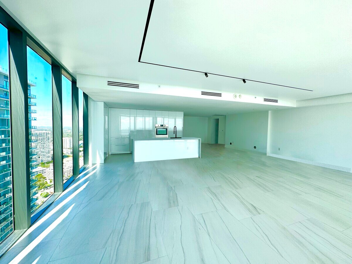 Photo - 650 NE 32nd St Unit 4201