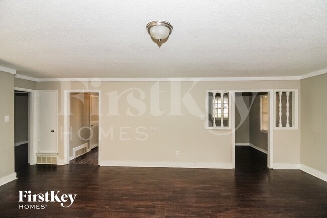 Photo - 3075 Barrycrest Dr