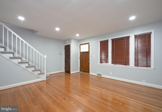 Photo - 2116 T St SE Townhome