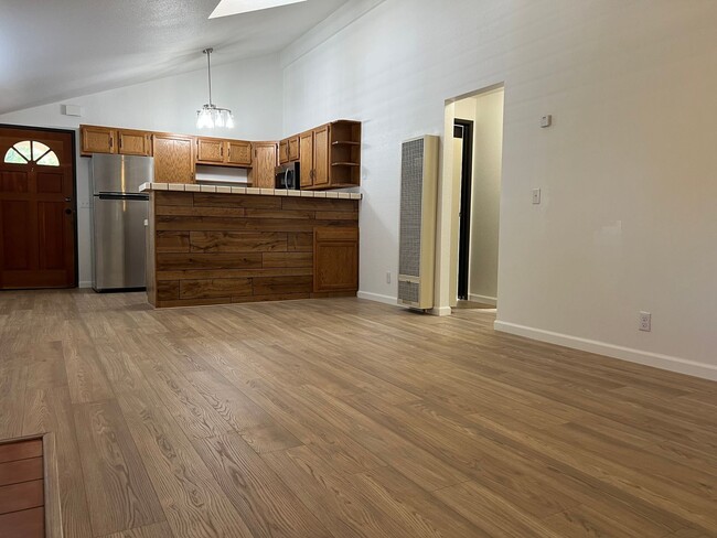 Photo - 1024 Paloma Ave