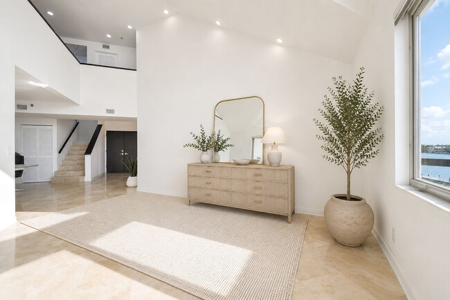 Photo - 941 Seddon Cove Way