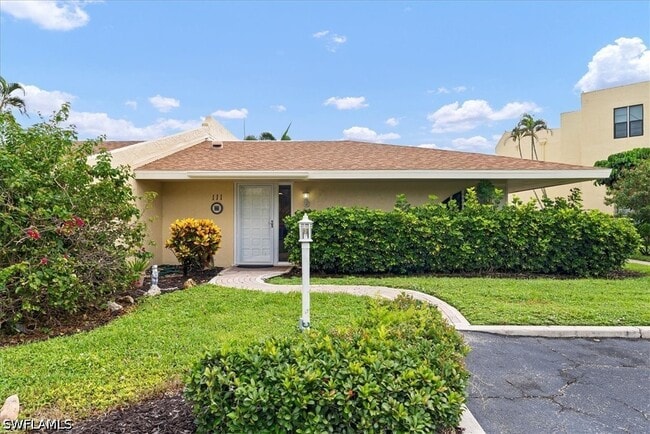 Photo - 925 Palm View Dr Unit 111