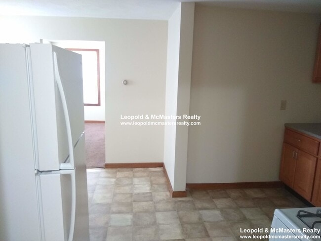 Photo - 95 Nichols Ave Unit 96 Nichols B