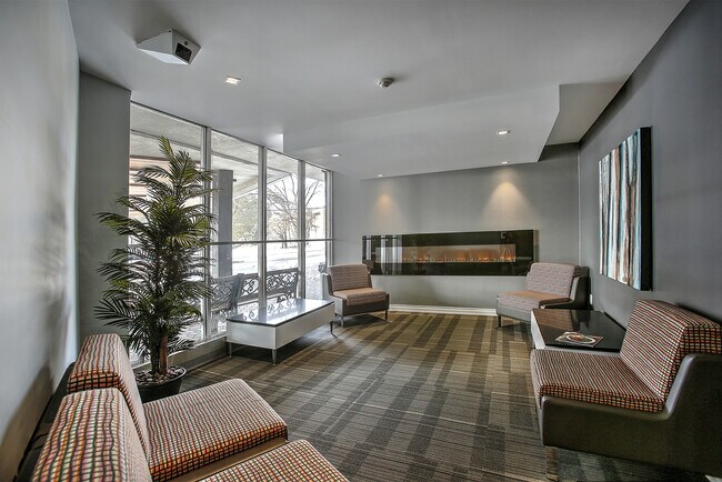 Photo - Imperial Towers