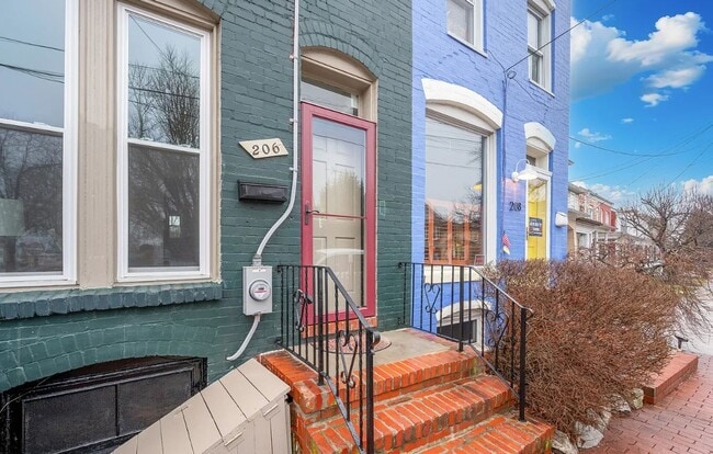 Photo - 206 Dill Ave