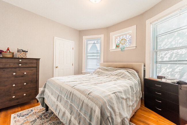 47 Cornwall St Unit 1
