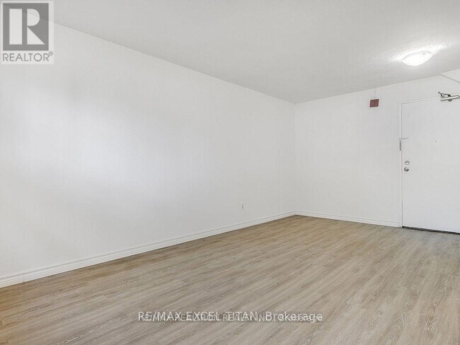 Photo - 165 Colborne Ave Unité 102