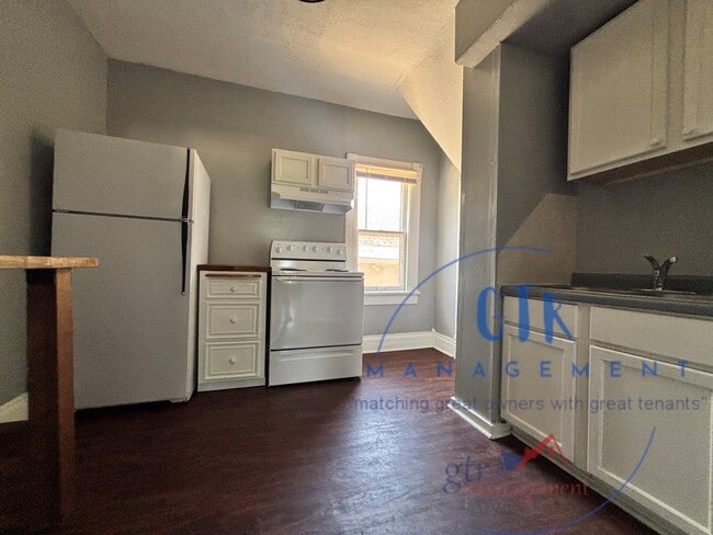 Photo - 3352 T St