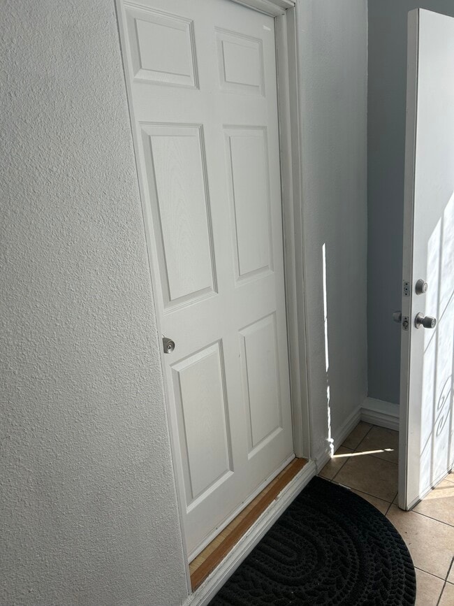 Photo - 521 Island Breeze Ln Unidad 1 bedroom apartment full