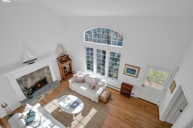 Photo - 44 Wireless Rd