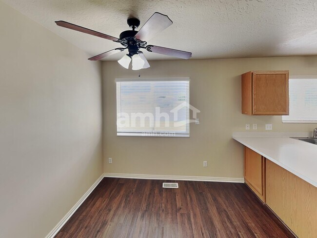 Photo - 2996 E 1530 S