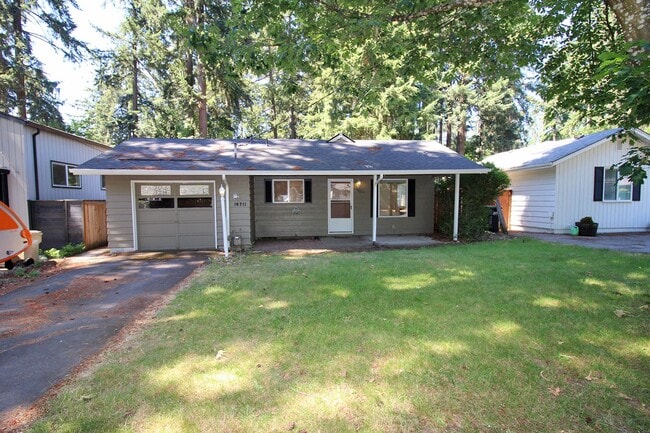 Building Photo - 16711 SW Lake Forest Blvd