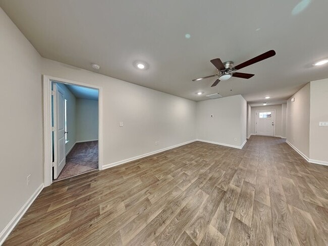 Photo - 274 Bent Holly Dr