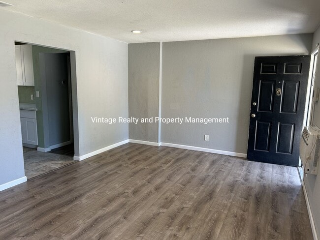 Photo - New On The Rental Market This Nice Single Story 3 Bedroom Home!!!
